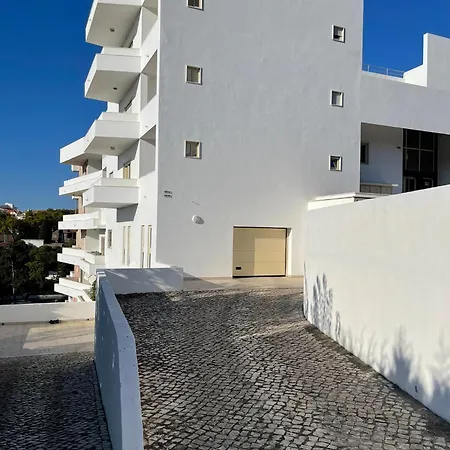 Tucano's Nest קסקאיס